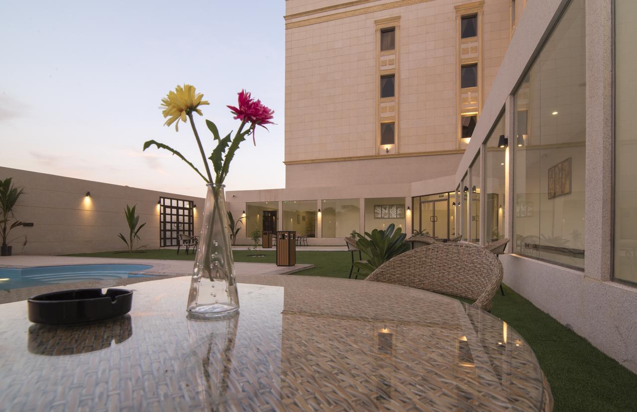 Noon Hotel Suites Khafji Экстерьер фото